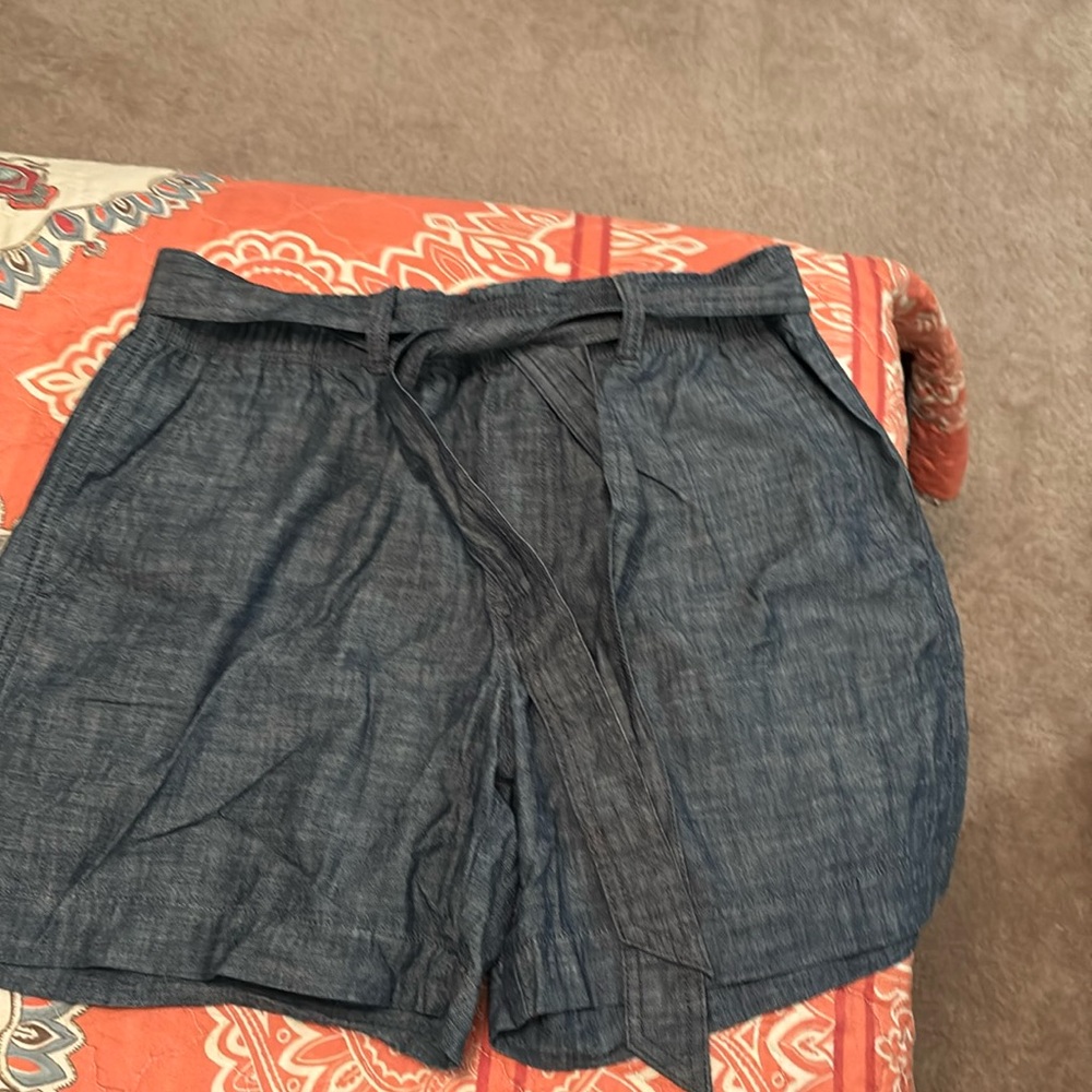 Polo Ralph Lauren
CHAMBRAY